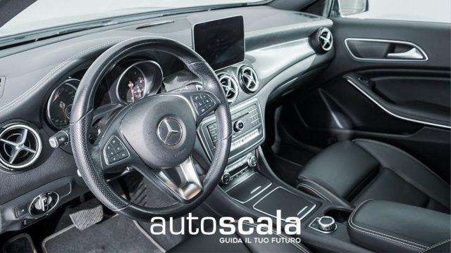 MERCEDES-BENZ GLA 200 d Automatic Premium