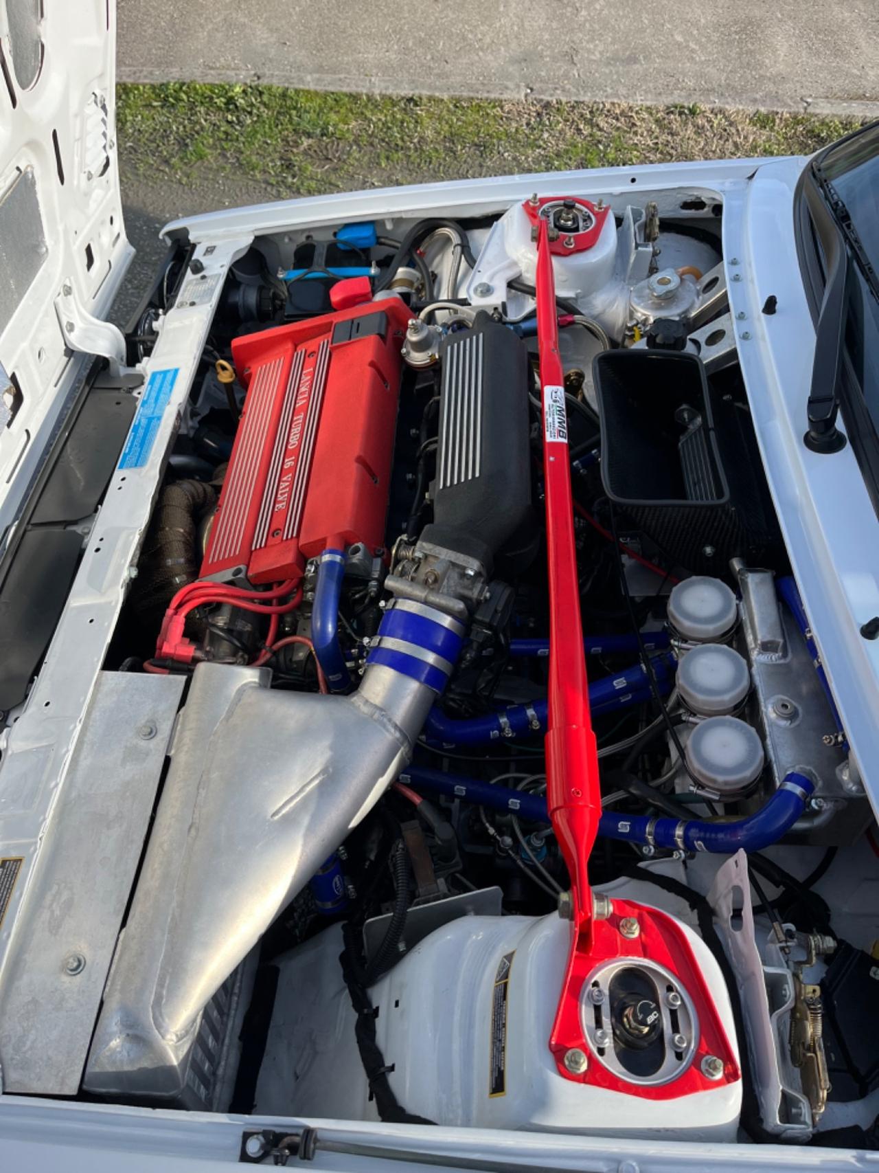 Lancia Delta 2.0i.e. turbo cat HF integrale
