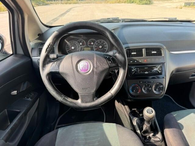 Fiat Grande Punto 1.3 MJT 75 CV 5 porte Dynamic