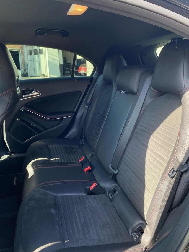 MERCEDES-BENZ A 180 d Sport