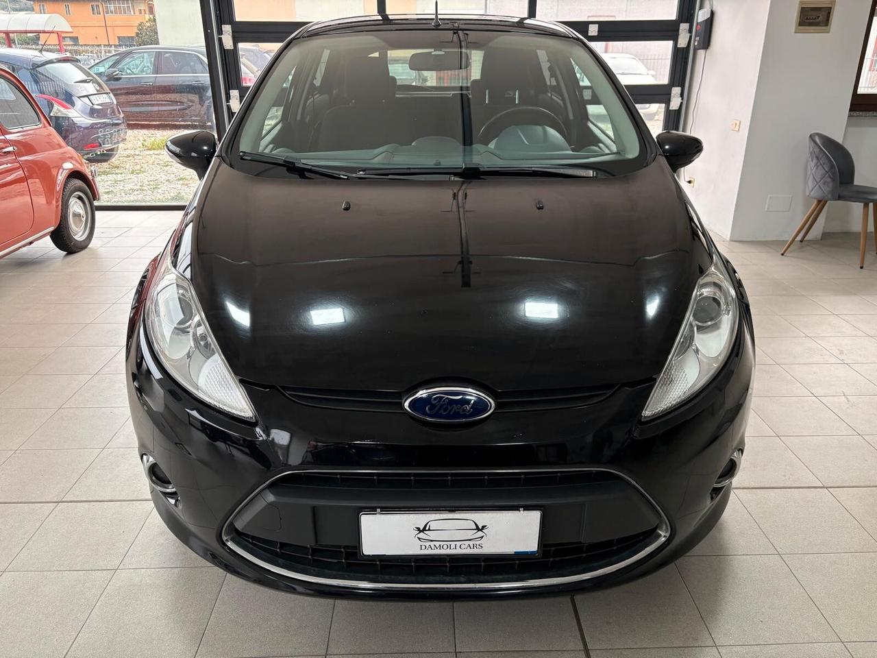 FORD FIESTA TITANIUM 1.4 5P. BENZINA/GPL