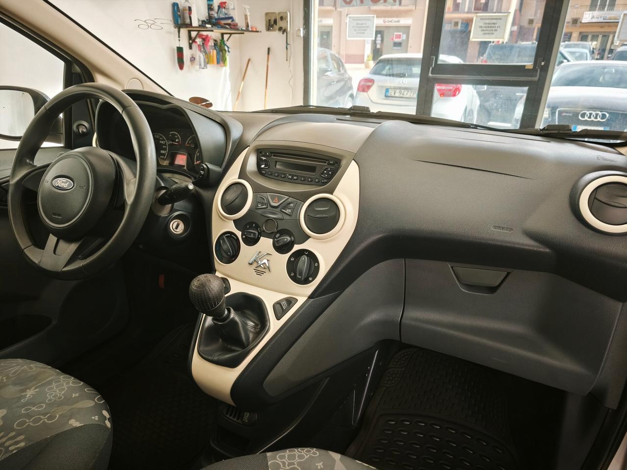 Ford Ka 1.3 TDCi 75 CV
