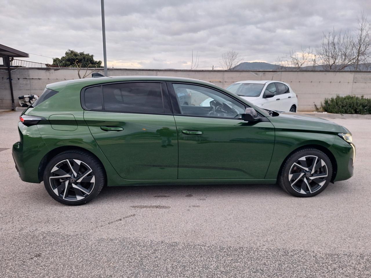 Peugeot 308 BlueHDi 130 S&S Allure Pack 1.5 Nav+Retrocam