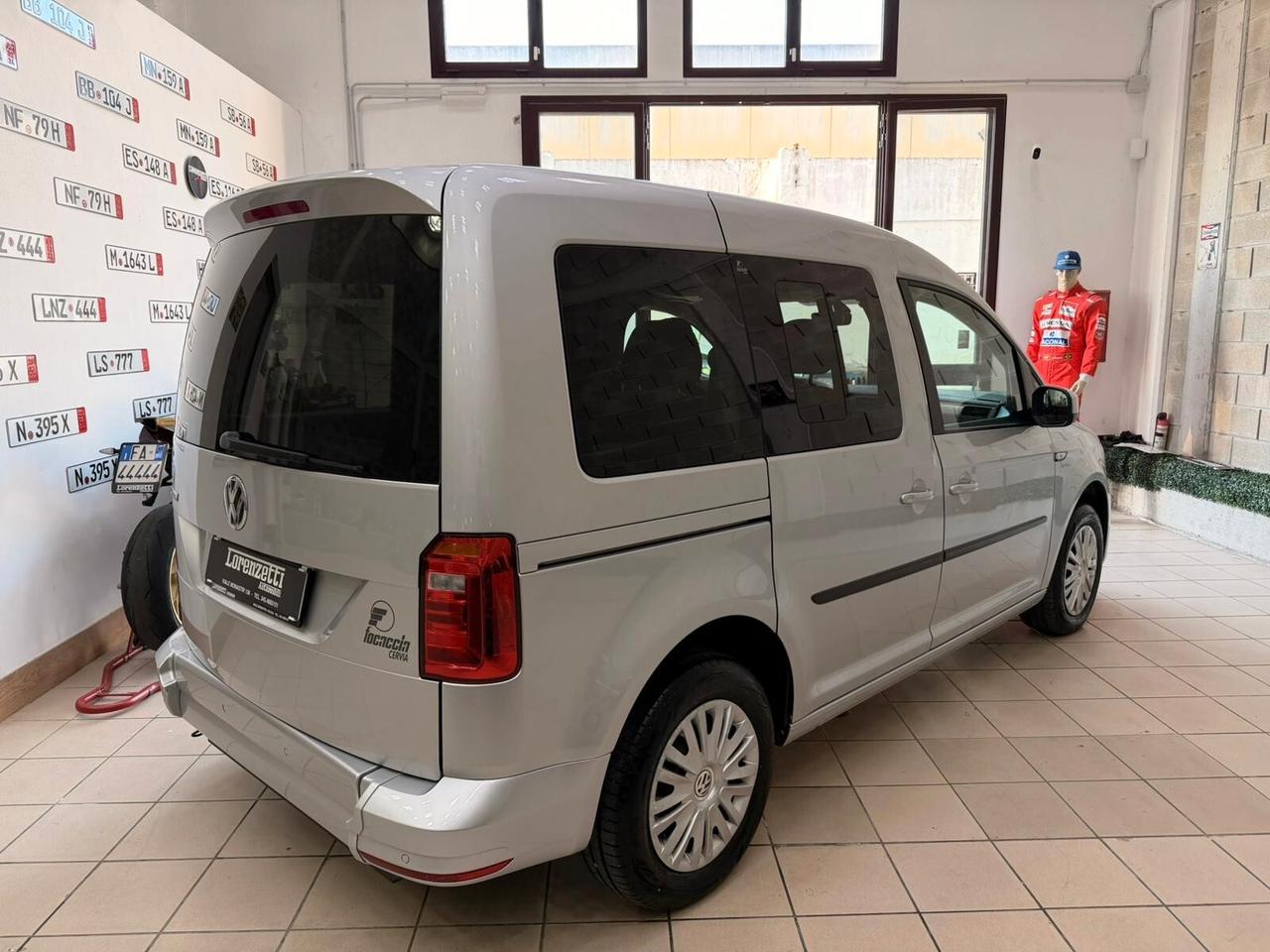 Volkswagen Caddy 2.0 TDI 102 CV - TRASPORTO DISABILI