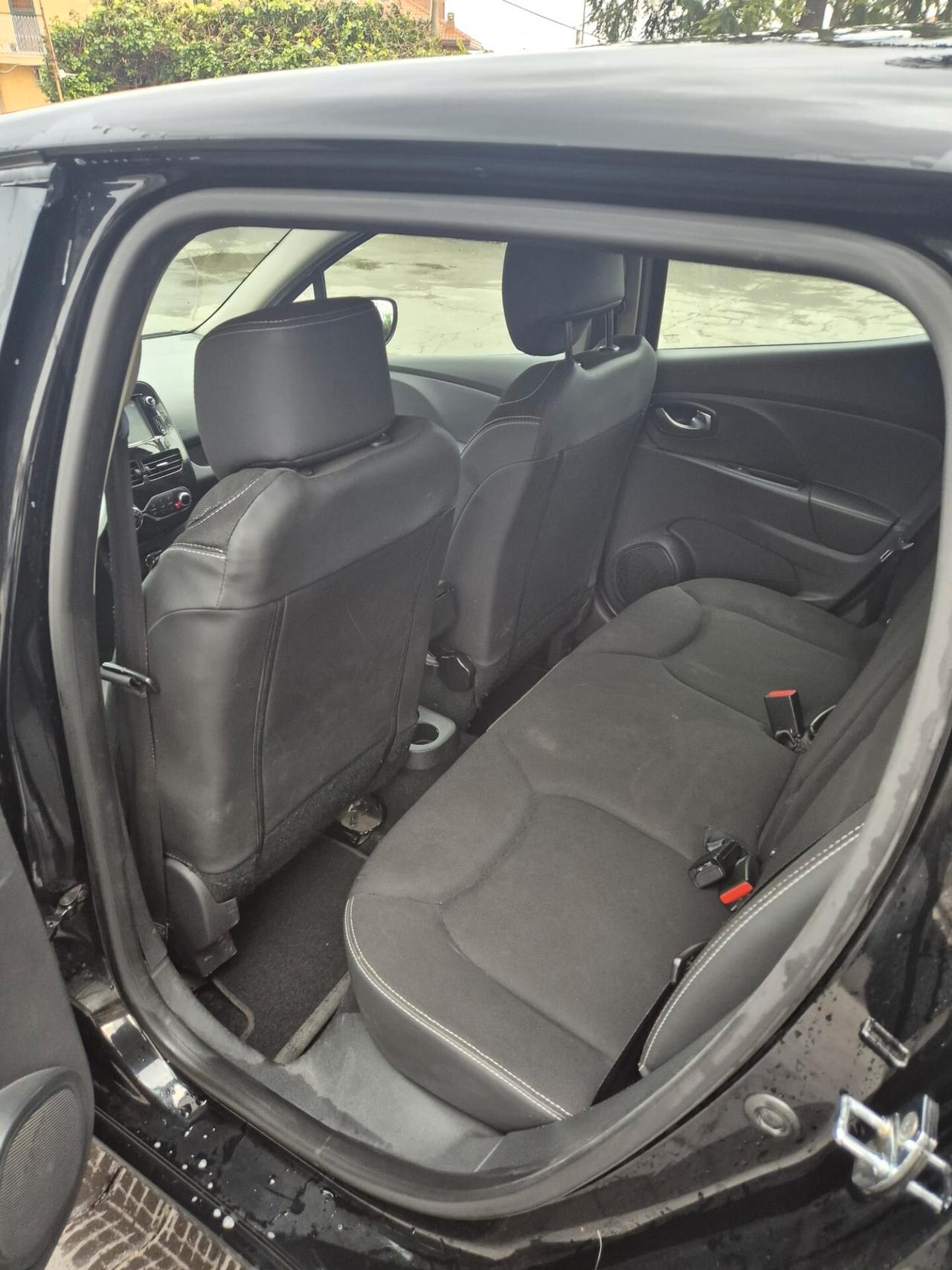 Renault Clio dCi 8V 90CV EDC Start&Stop 5 porte Energy Intens