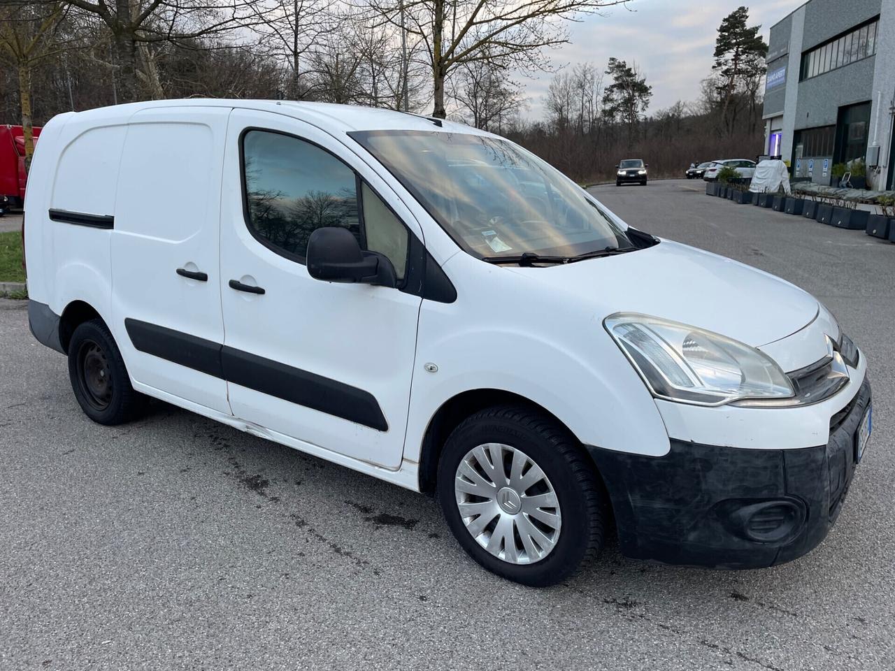 Citroen Berlingo 1.6 e-HDi 90CV FAP*Neopatentati*3 posti*