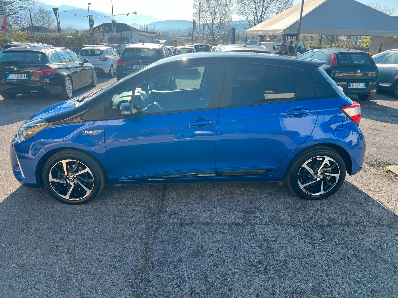 Toyota Yaris HYBRID