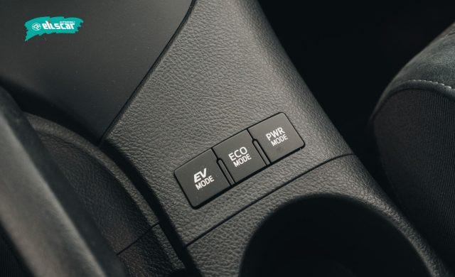 TOYOTA Auris Touring Sports 1.8 Hybrid