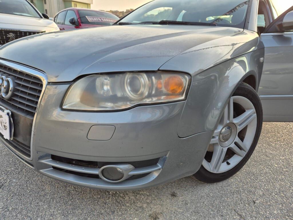 Audi A4 2.0 16V TDI S-LINE BERLINA