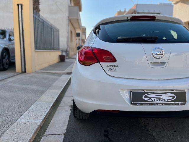 OPEL Astra 1.4B 100CV 5P Cosmo