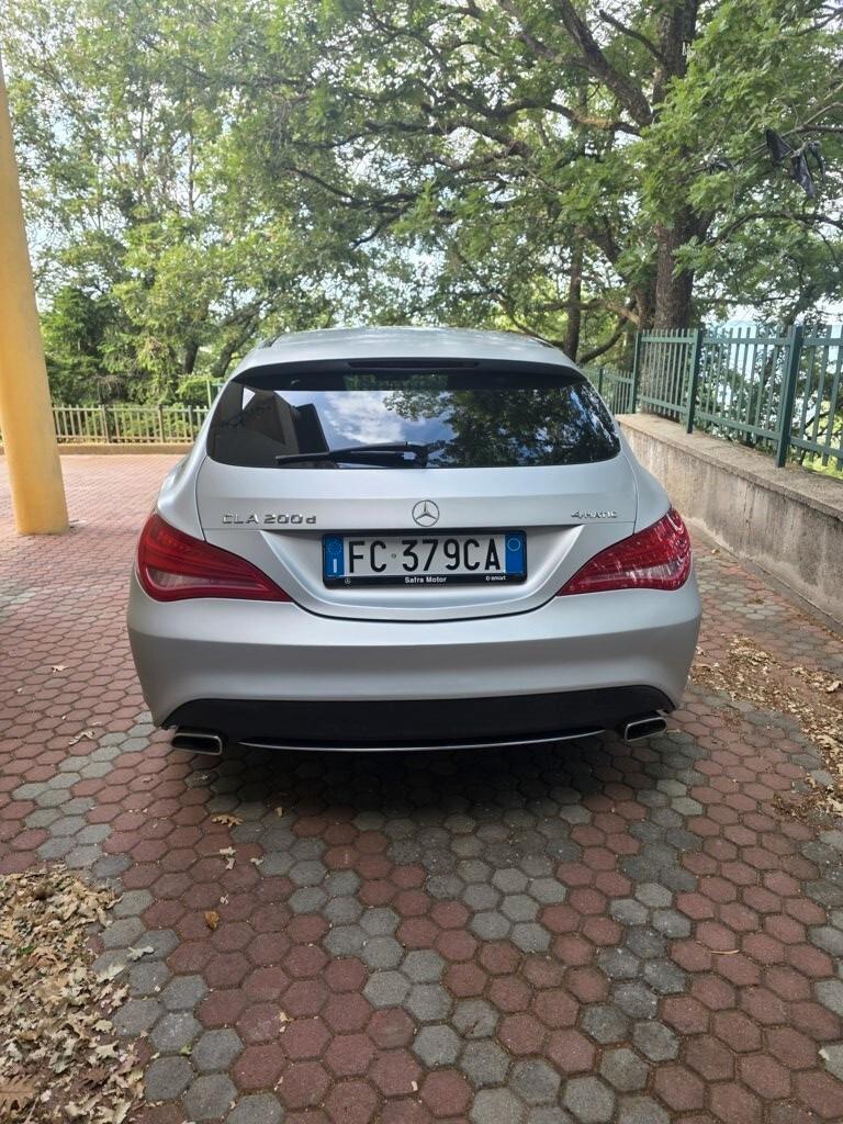 Mercedes-benz CLA 200 d S.W. 4Matic Automatic Premium Dark Night