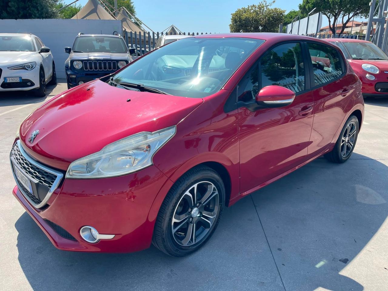 Peugeot 208 1.2 2015 100 mila km