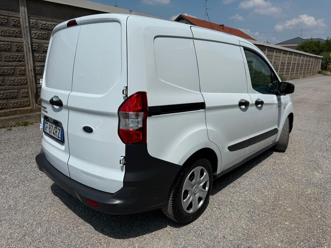 Ford Transit Courier 1.5 TDCi 75CV Van Trend