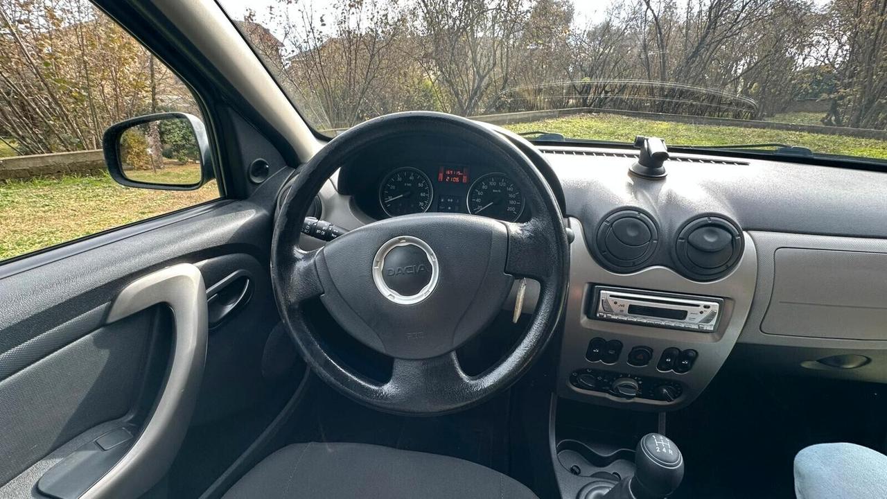 Dacia Sandero 1.2 16V Lauréate GPL 2010 NEOP leggi testo