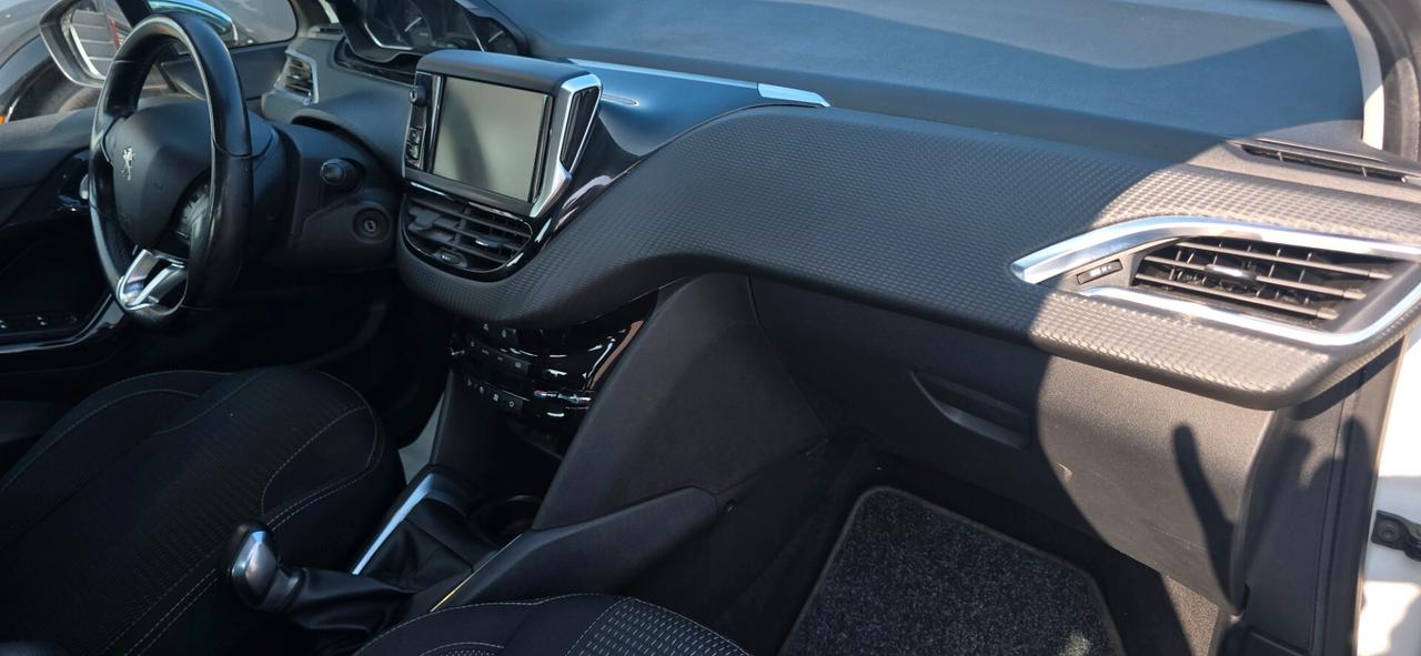 Peugeot 208 1.6 e-HDi 92 CV Stop&Start 5 porte Allure