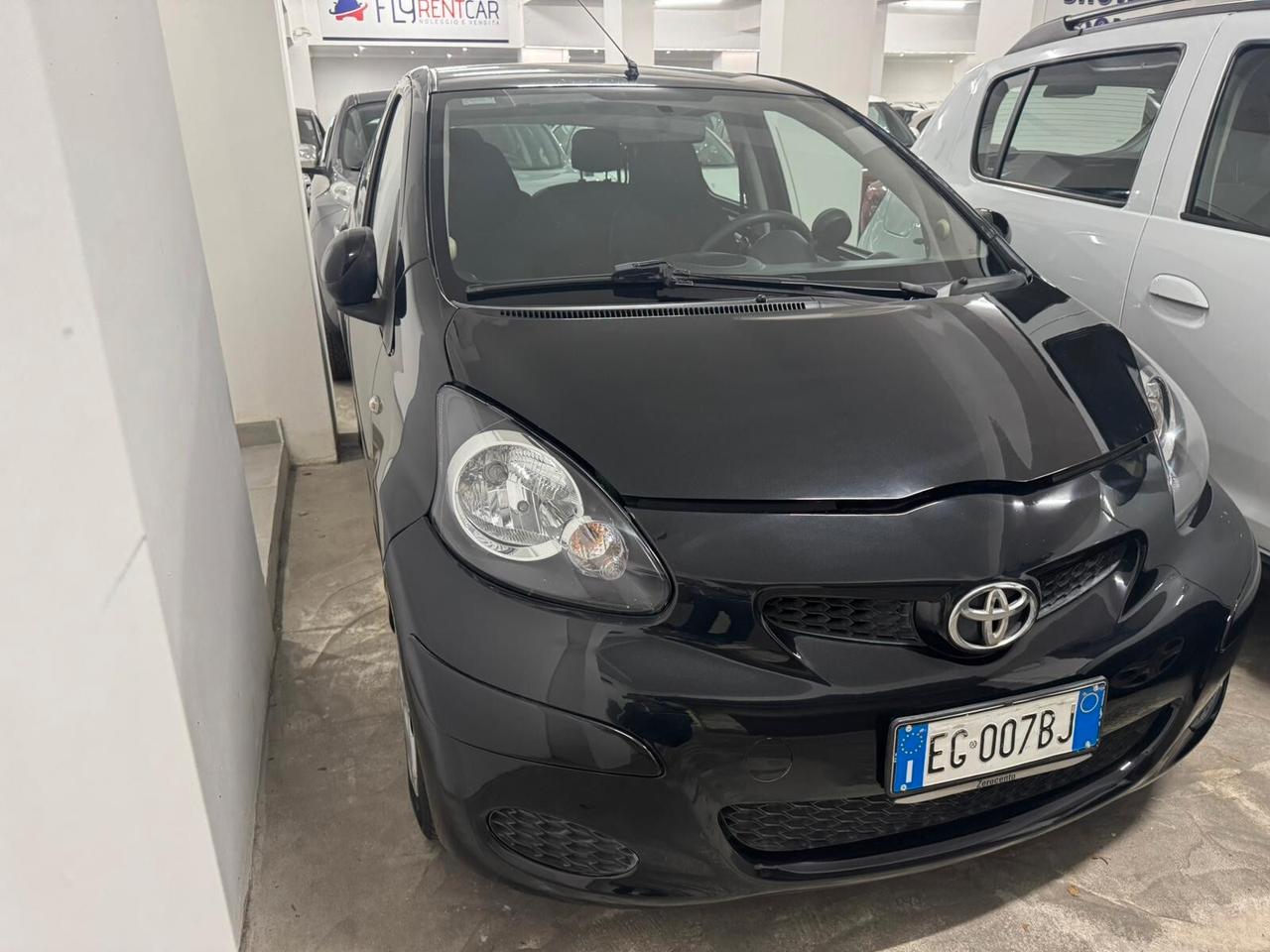 Toyota Aygo 1.0 12V VVT-i 5 porte Now Connect