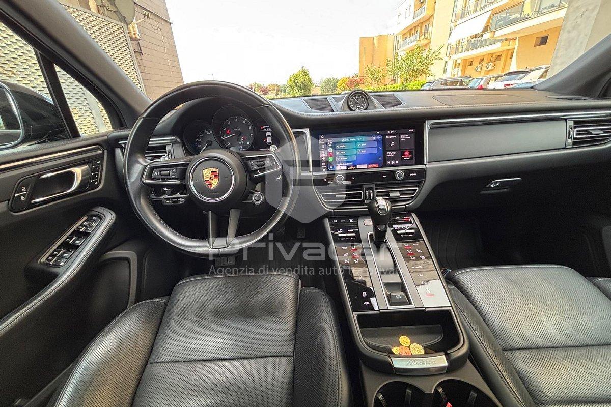 PORSCHE Macan 2.0
