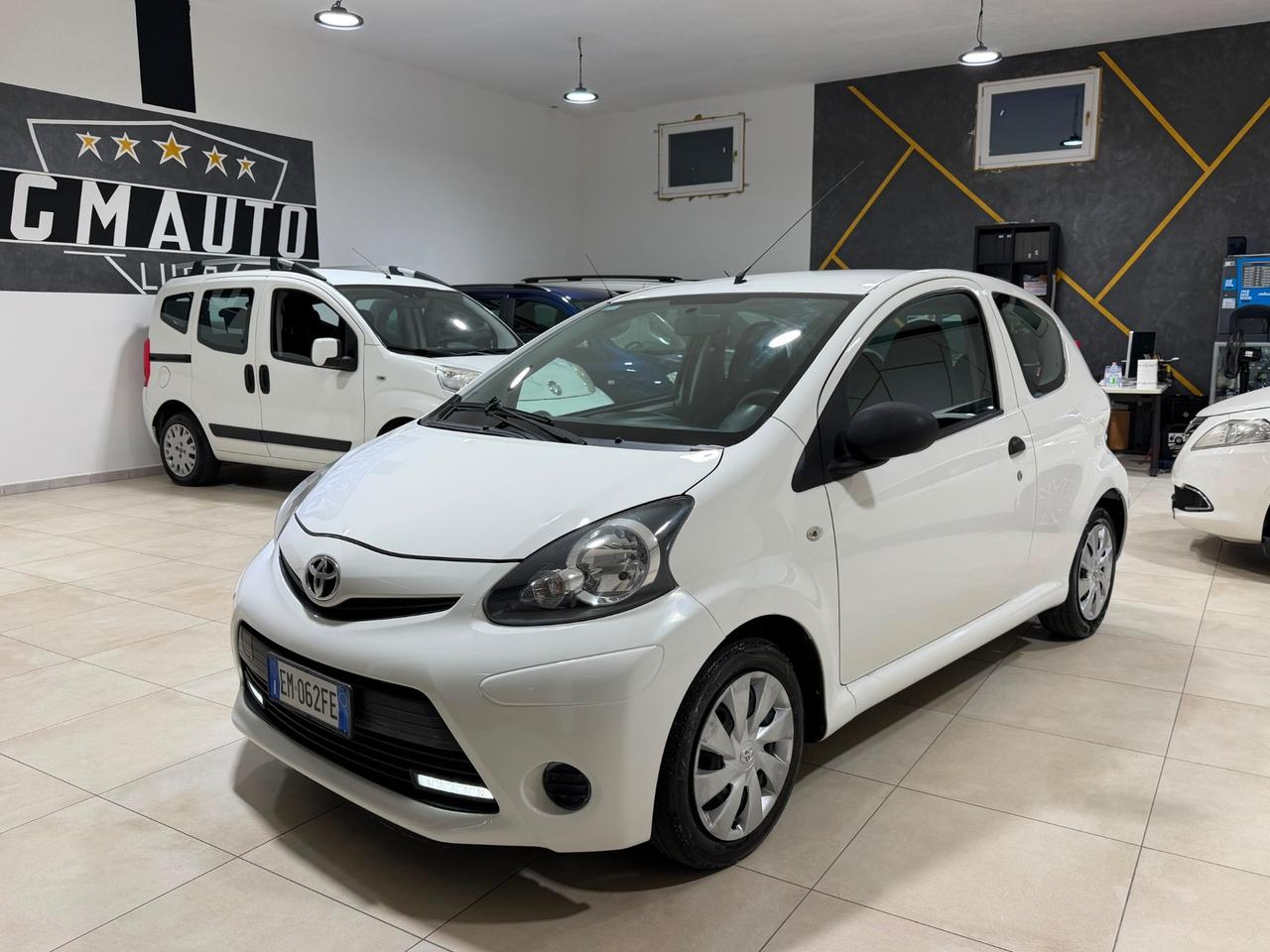 Toyota Aygo 1.0 12V VVT-i 3 porte Lounge Connect
