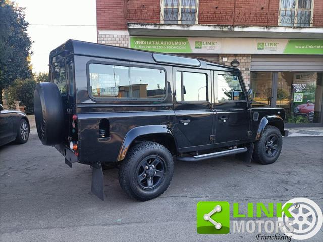 LAND ROVER Defender 110 2.4 TD4 Station Wagon SE