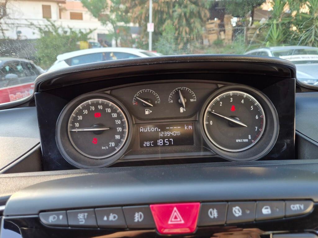 Lancia Ypsilon 1.0 Hybrid Ecochic Gold