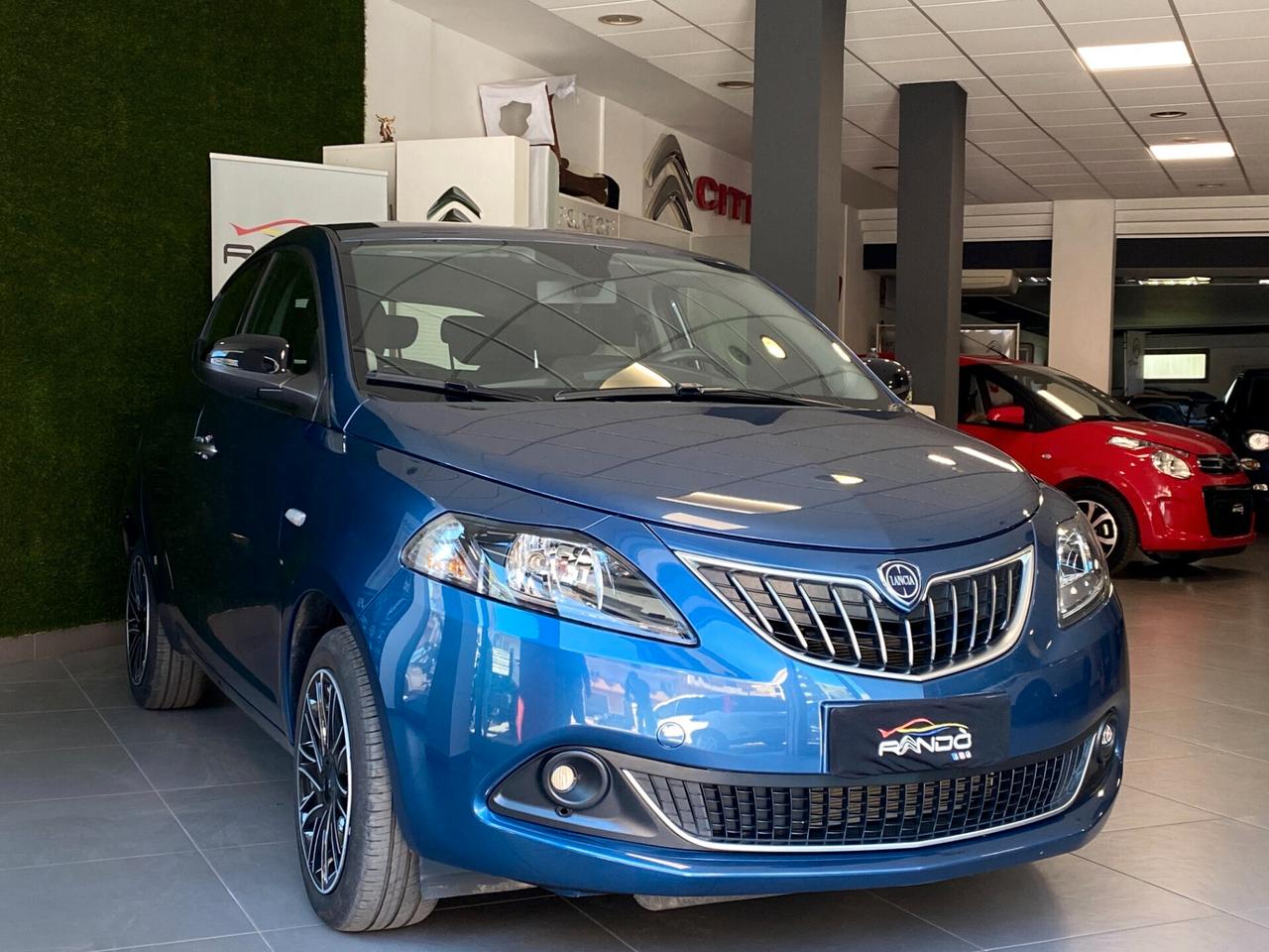 Lancia Ypsilon 1.0 Hybrid 70CV 5P. S&S Gold