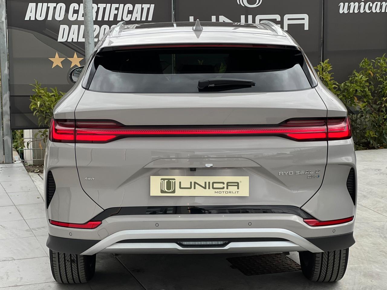 Byd Seal U DM-i 1.5 phev 4X4 324 CV Design KM0 PROMOZIONE