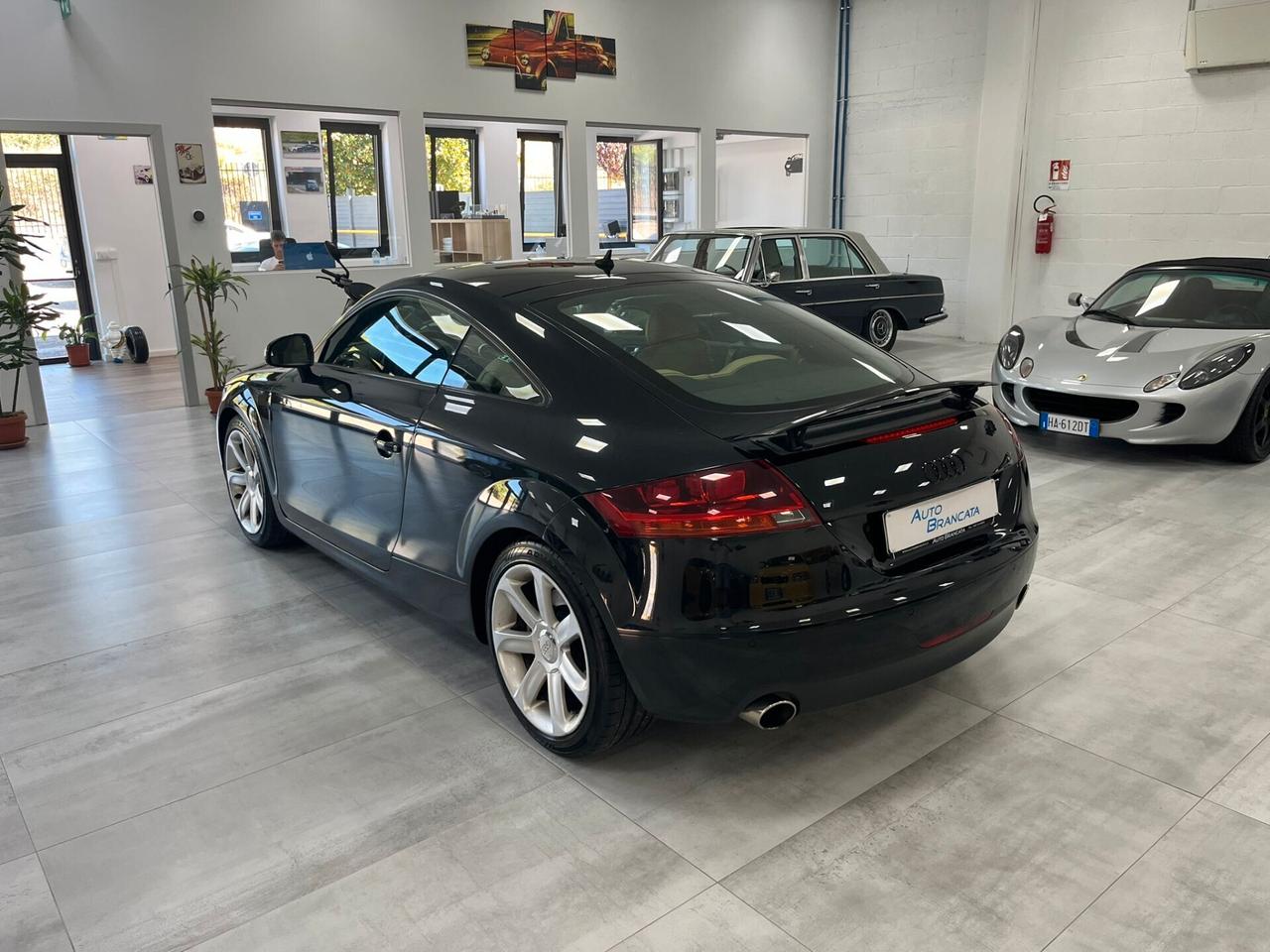 Audi TT 3.2 V6 quattro dsg