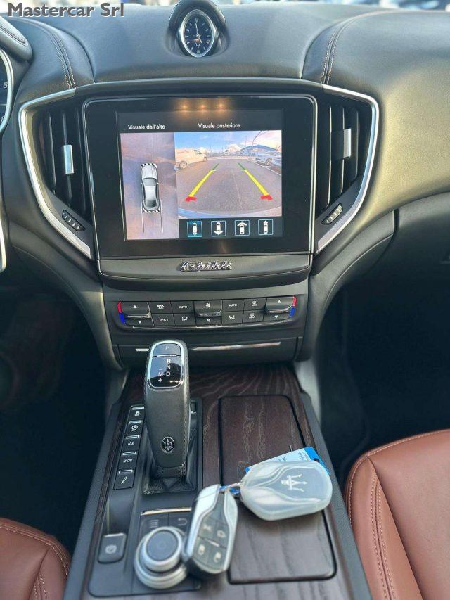 MASERATI Ghibli 3.0 V6 bt Granlusso SQ4 430cv auto my19 - FZ934WR