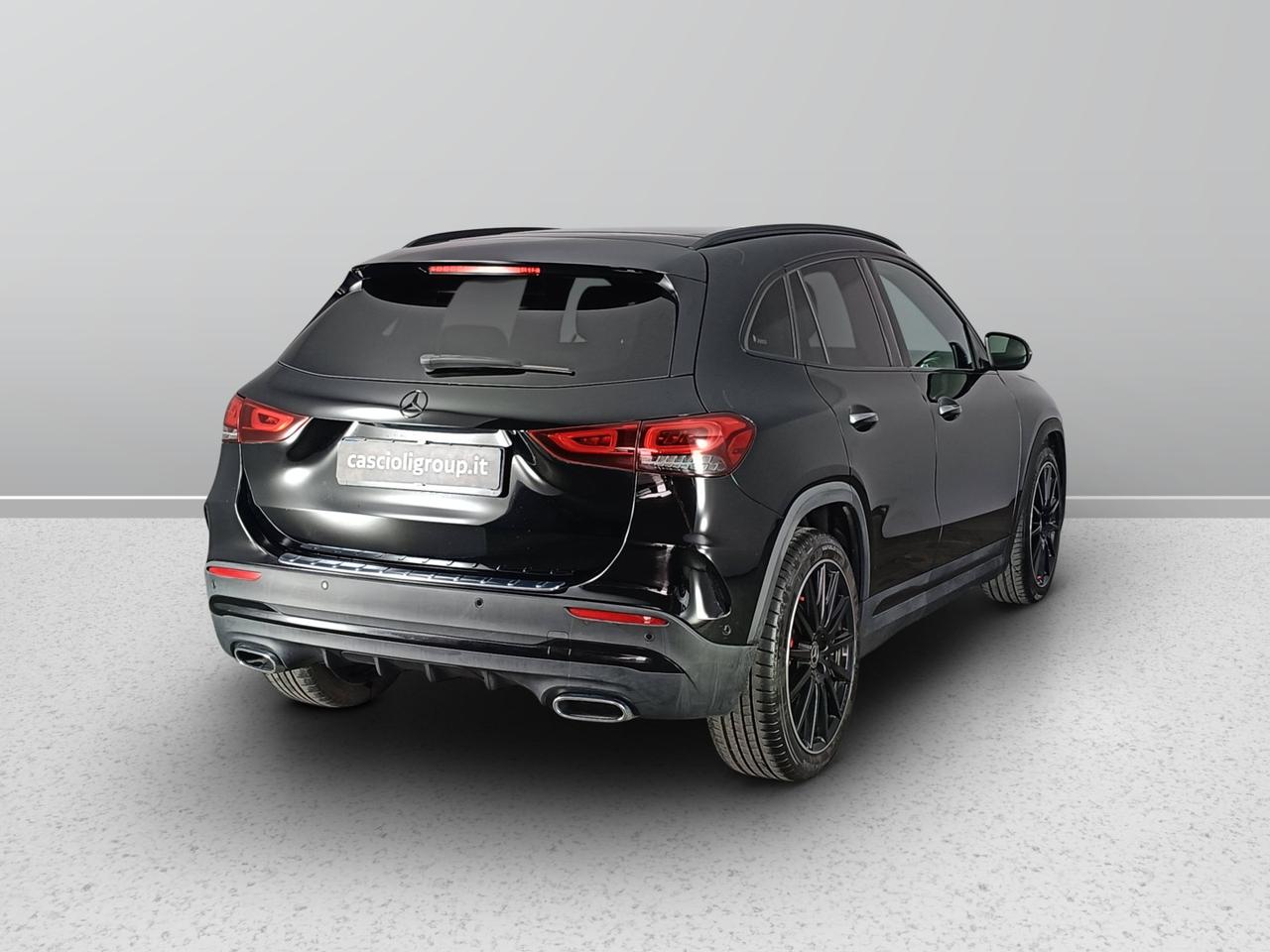 Mercedes-Benz GLA-H247 2020 - GLA-H247 2020 - GLA 180 d Premium auto