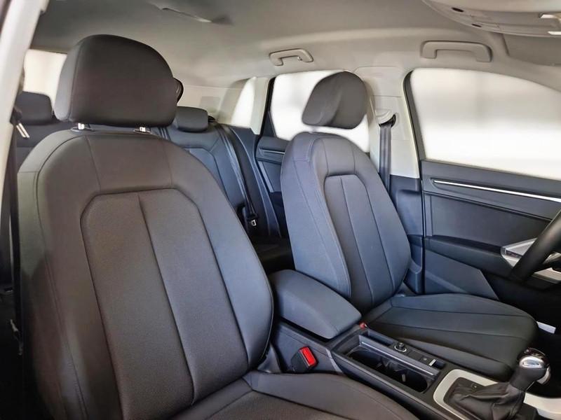 AUDI Q3 35 TDI S TRONIC BUSINESS ADVANCED SUV