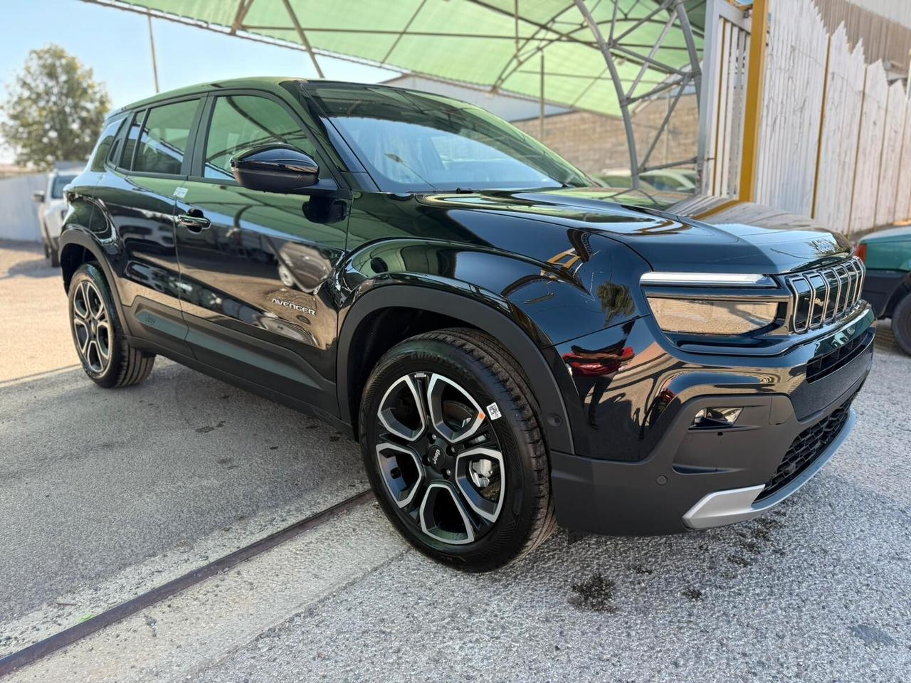 Jeep Avenger 1.2 Turbo 100 CV Summit