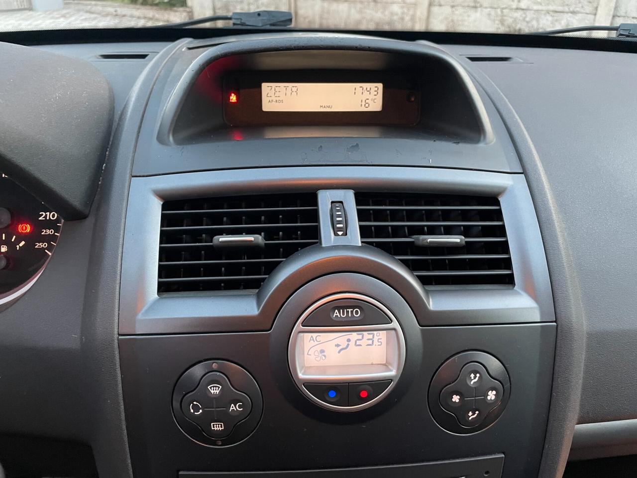 Renault Megane Grandtour 1.6 16v Luxe OTTIME CONDIZIONI !!