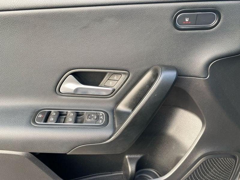 Mercedes-Benz Classe A A 180 d Advanced auto