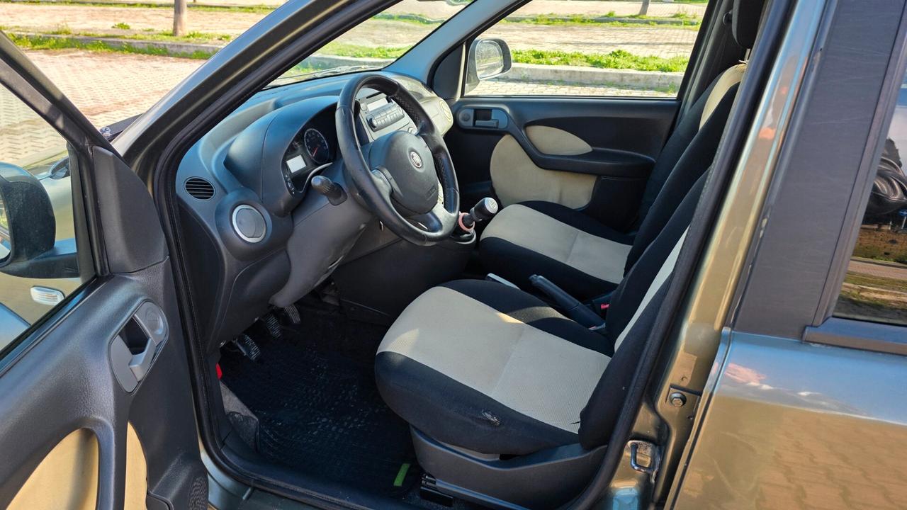 Fiat Panda 1.3 MJT 16V DPF 4x4 Cross