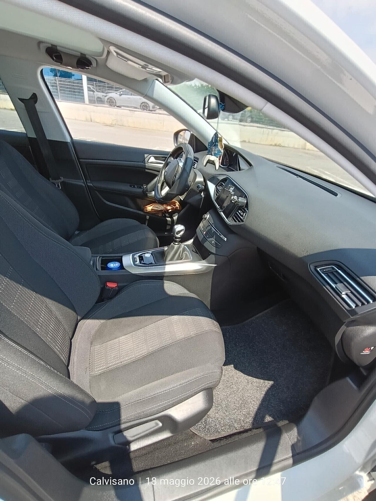 Peugeot 308 BlueHDi 120 S&S Allure
