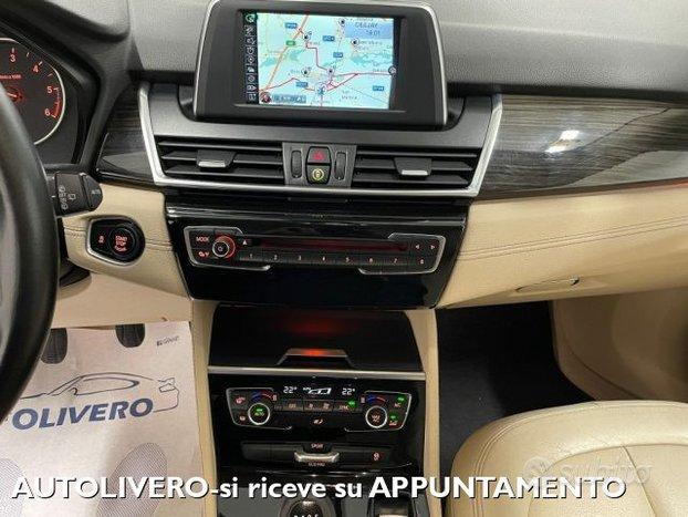 BMW 218 d Active Tourer Luxury-PELLE-NAVI-XENO