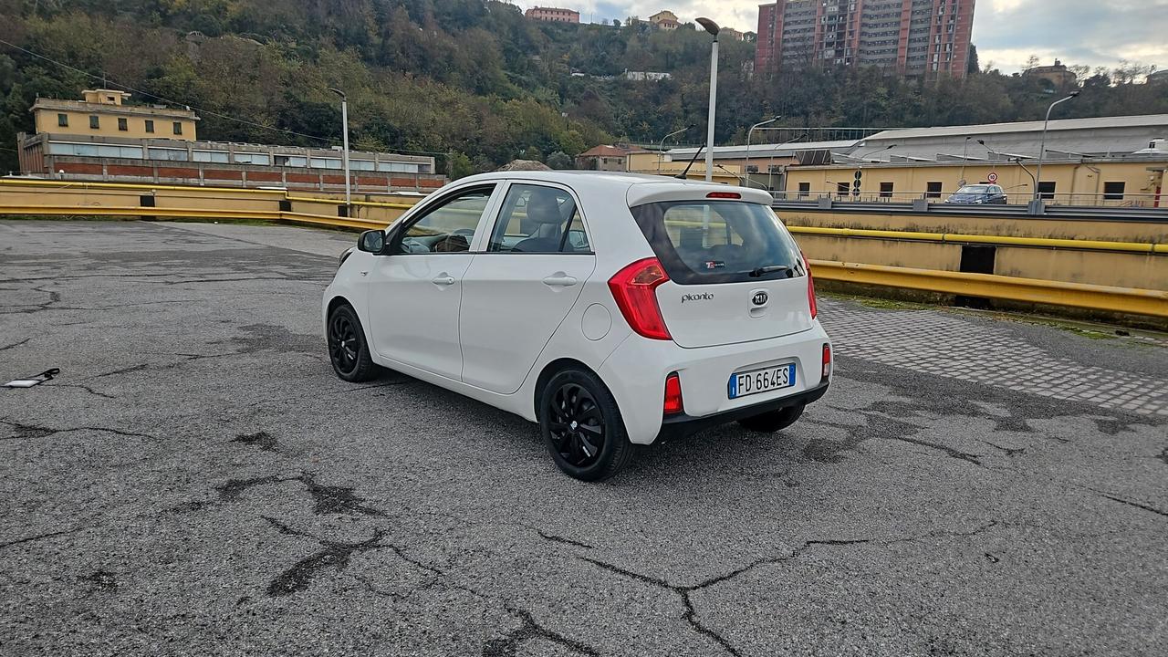 Kia Picanto 1.0 12V 5 porte Glam