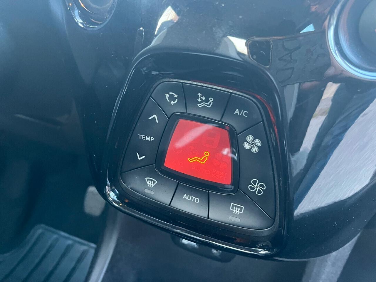 Toyota Aygo 1.0 12V CAMBIO AUTOMATICO