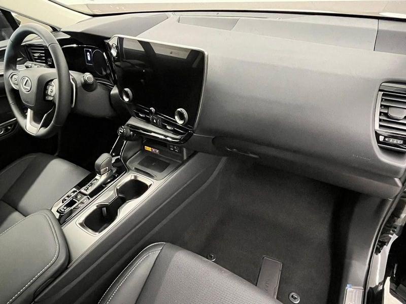 Lexus NX 350 NX Hybrid 4WD Premium