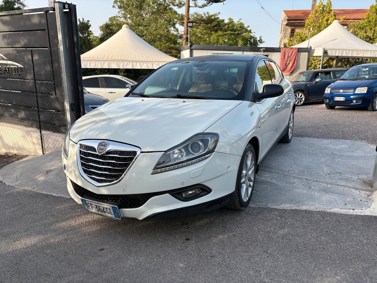 Lancia Delta 1.6 MJT DPF Selectronic Oro (CAMBIO AUTOMATICO)