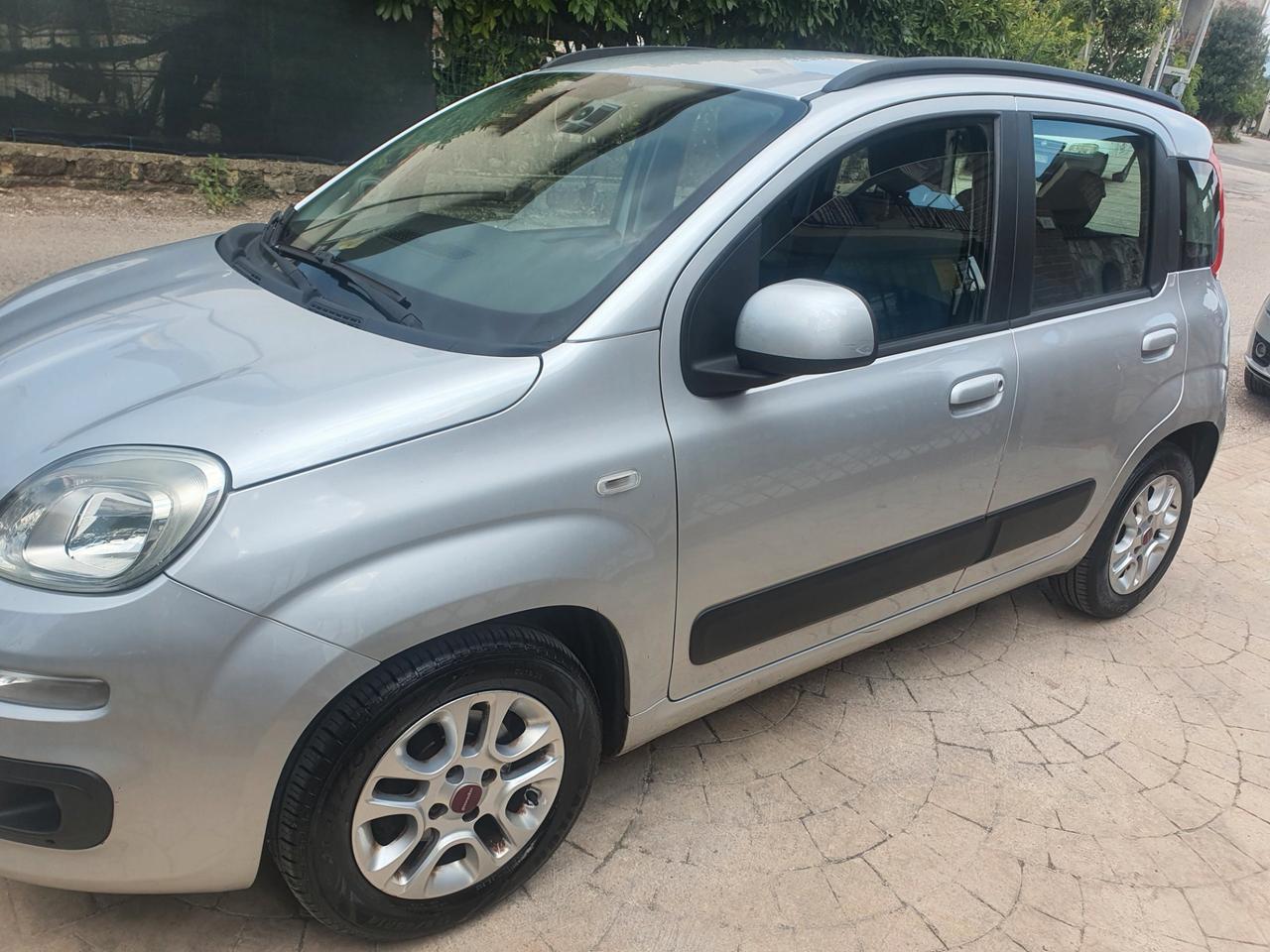 Fiat Panda 1.3 MJT S&S Lounge neopatentati