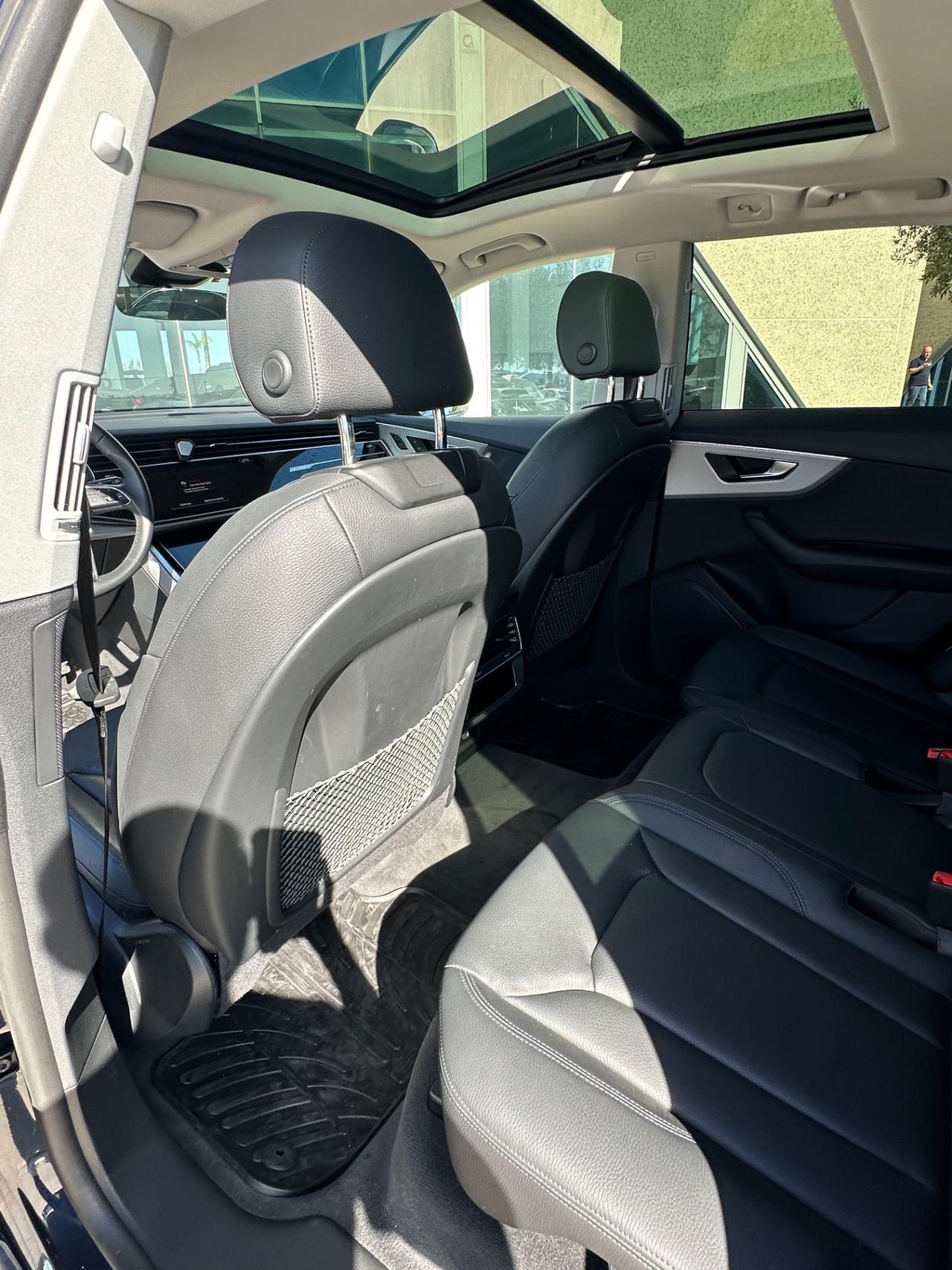 Audi Q8 45 tdi Sline possibilità noleggio no scoring