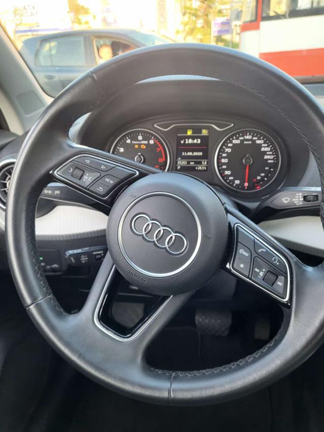 AUDI Q2 35 TFSI S tronic