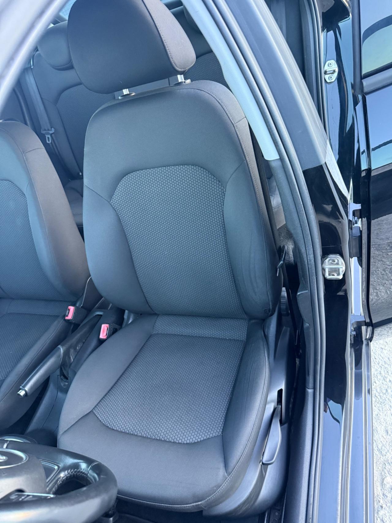 Audi A1 SPB 1.6 TDI 105 cv Ambition 2014