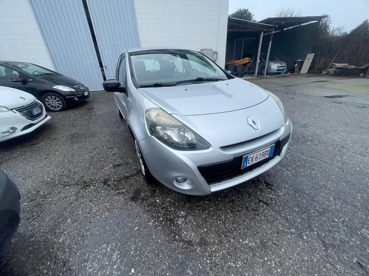 Renault Clio 1.2 16V 5 porte Dynamique
