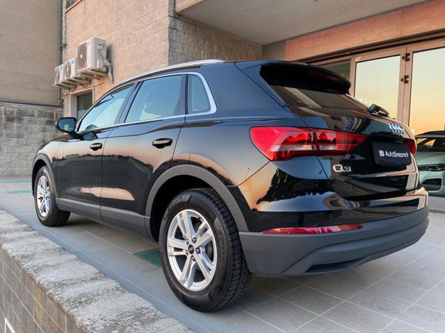 AUDI Q3 35 2.0 TDI 150 cv S tronic Business COCKPIT
