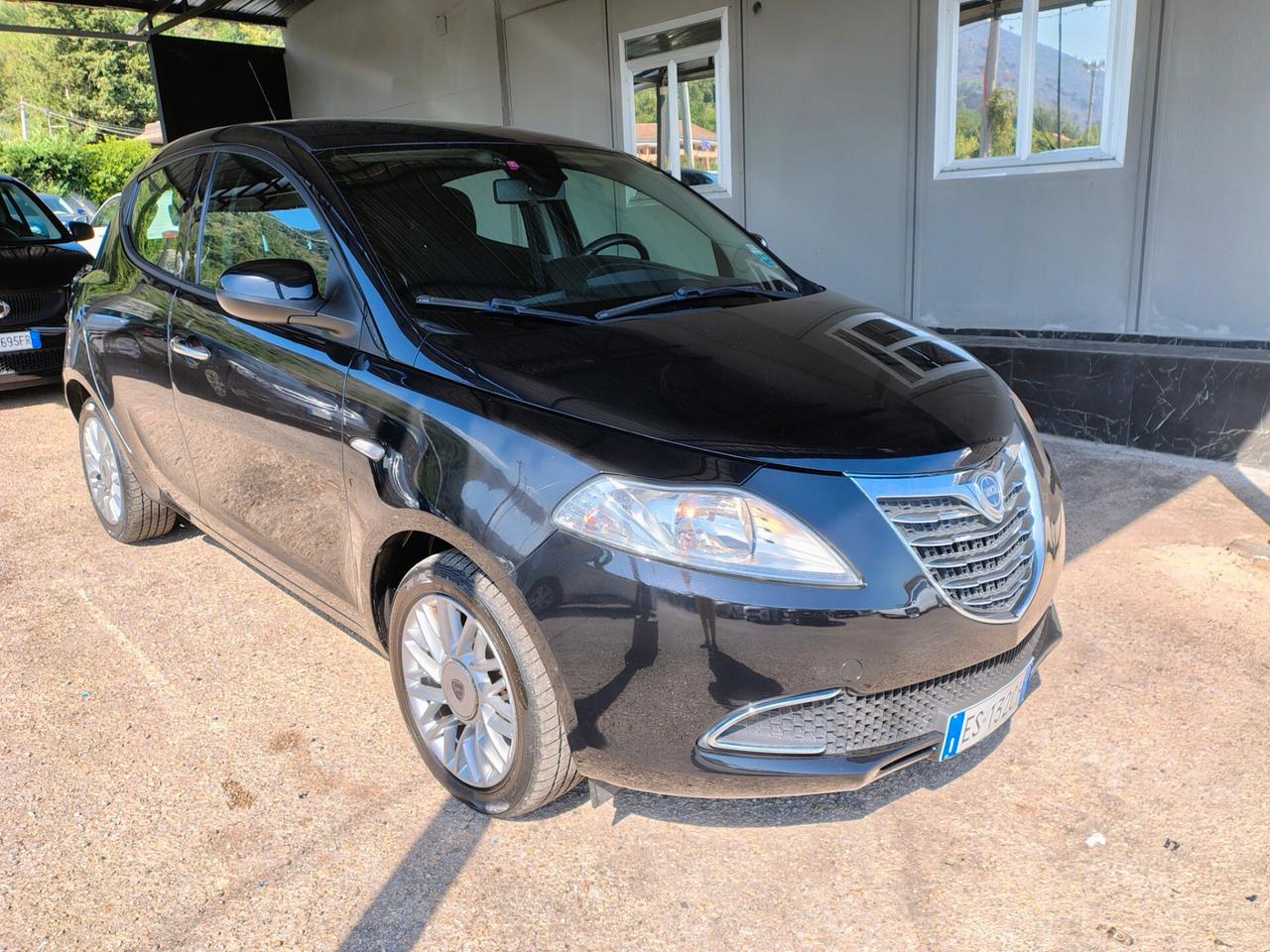 Lancia Ypsilon 1.2 69 CV 5 porte GPL Ecochic Gold