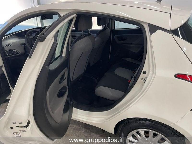 Lancia Ypsilon III 2011 Benzina 1.2 8v Silver 69cv