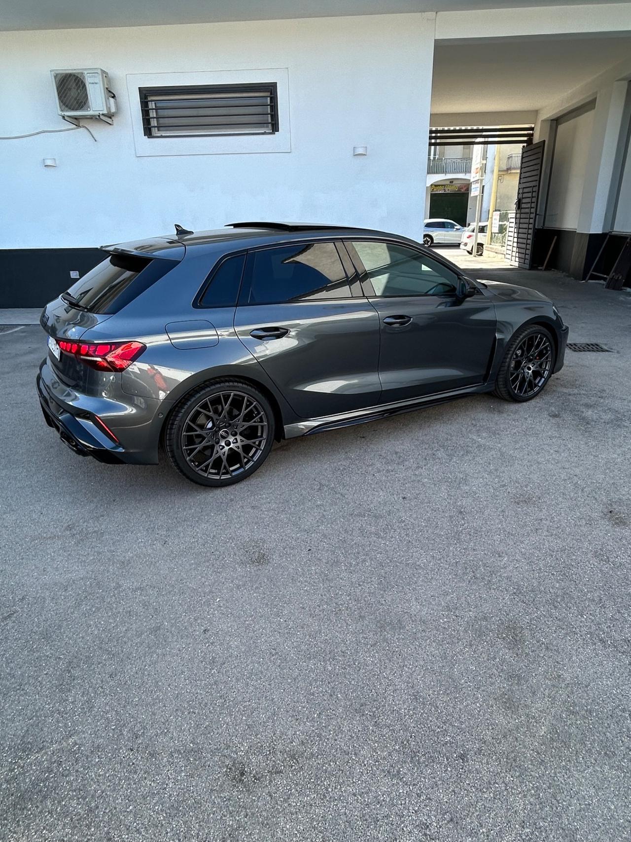 Audi A3 RS 3 SPB TFSI quattro S tronic