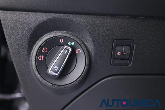 SEAT Leon 1.6 TDI 115 CV 5PORTE STYLE FARI LED NEOPATENTATI